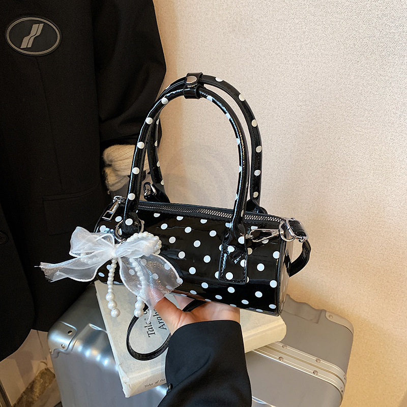 Women's Cute Polka Dot  Handba - Top Handle Patent Bag 评论和价格