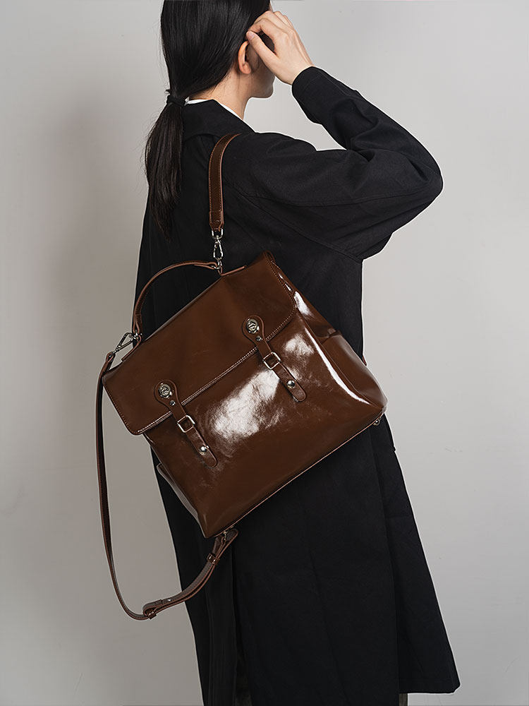 2026 Fashion New College Style - Top Handle Patent Bag 评论和价格