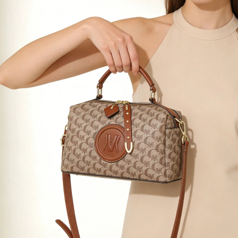 Boston bag, pillow bag, women' - Luxury Bags For Women 评论和价格